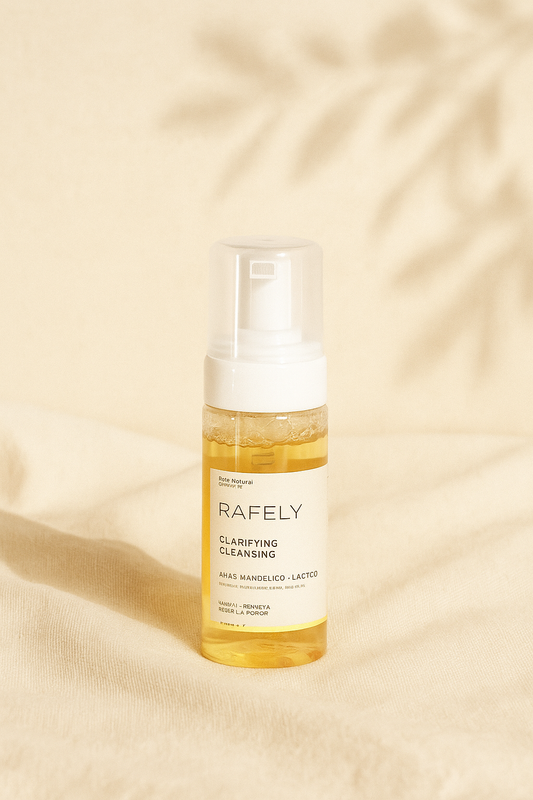 CLARIFYING CLEANSING